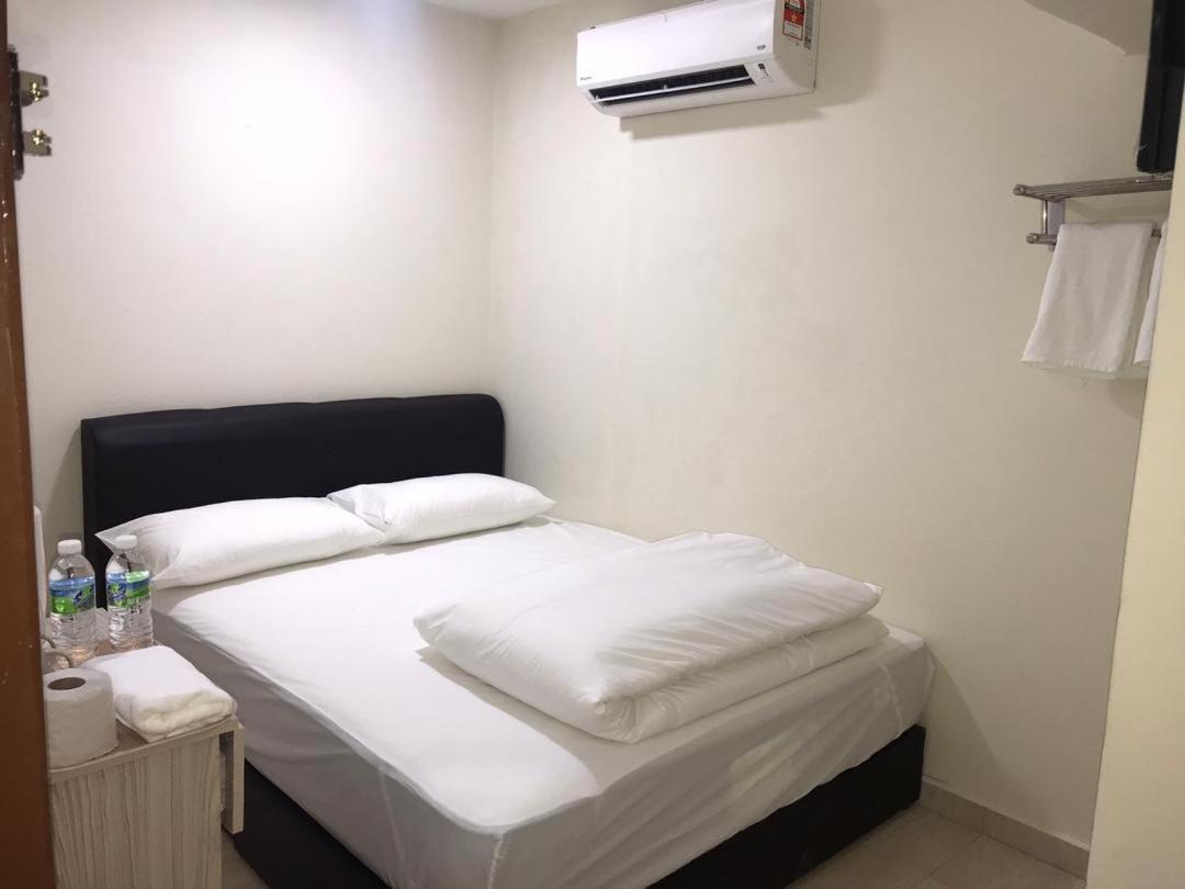 Axlite Hotel Taiping Exteriör bild